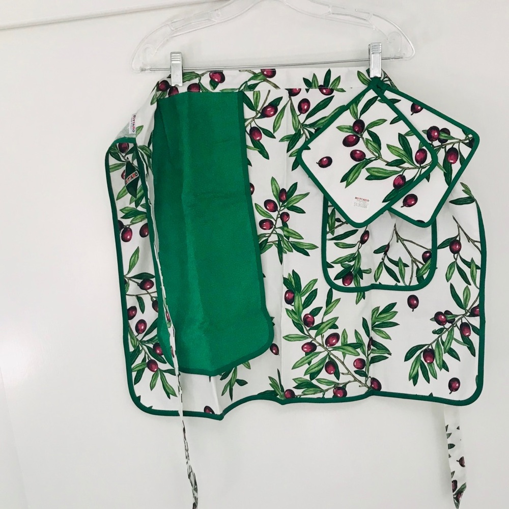 Bottaro NWT Italian Waist Apron & 2 Potholders Olive‎ Print Built-in Towel Set